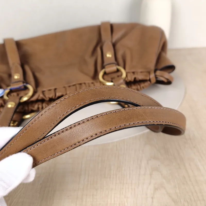 Miumiu Shoulder Bag Joie Shoulder Bag Lambskin One Size44 × 10.5 × 21 cm — detail view 9 of 11