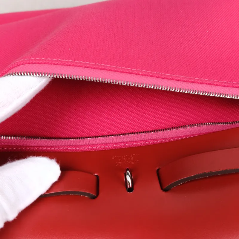 Hermès Crossbody Bag Herbag 31 Red Red Canvas Medium 30.5 × 11 × 25.5 cm Y — detail view 12 of 16