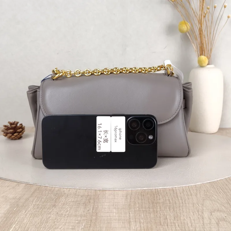 Miumiu Shoulder Bag Grey Calfskin One Size 26 × 9.5 × 14.5 cm — cover view 4 of 5