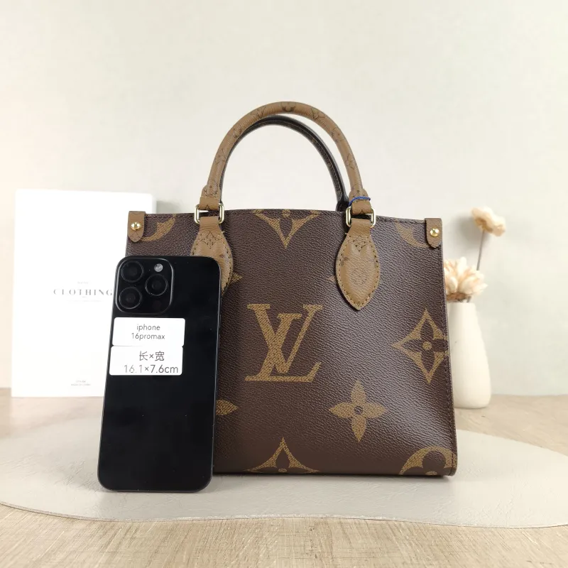 Louis Vuitton Shoulder Bag Onthego Monogram PVC Small 25 × 11.5 × 19 cm — cover view 4 of 5