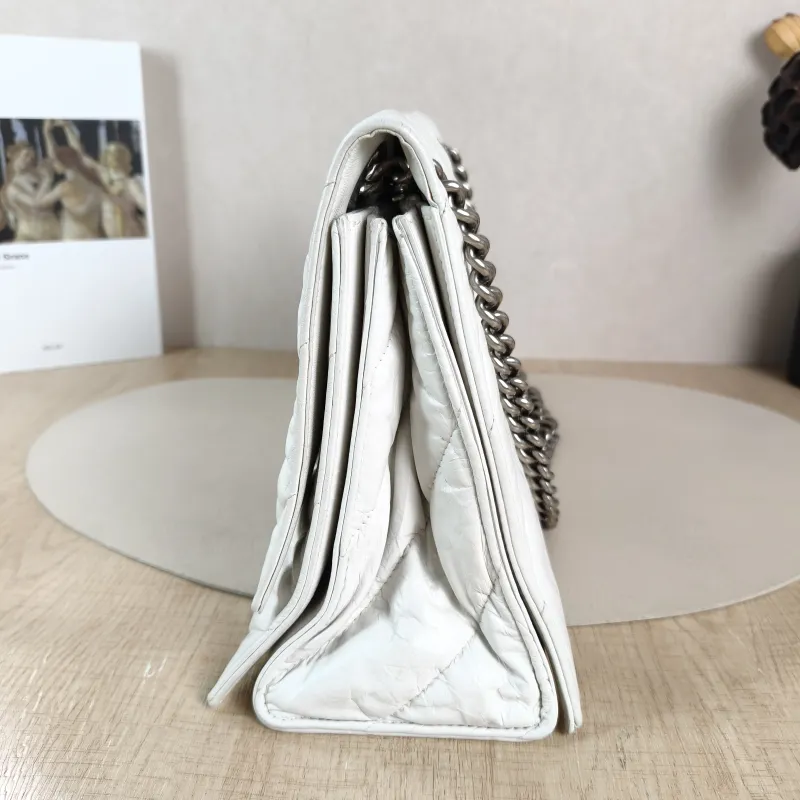 BALENCIAGA Shoulder Bag CRUSH Chain Bag White Calfskin Medium 32 × 10 × 20 cm — detail view 1 of 11