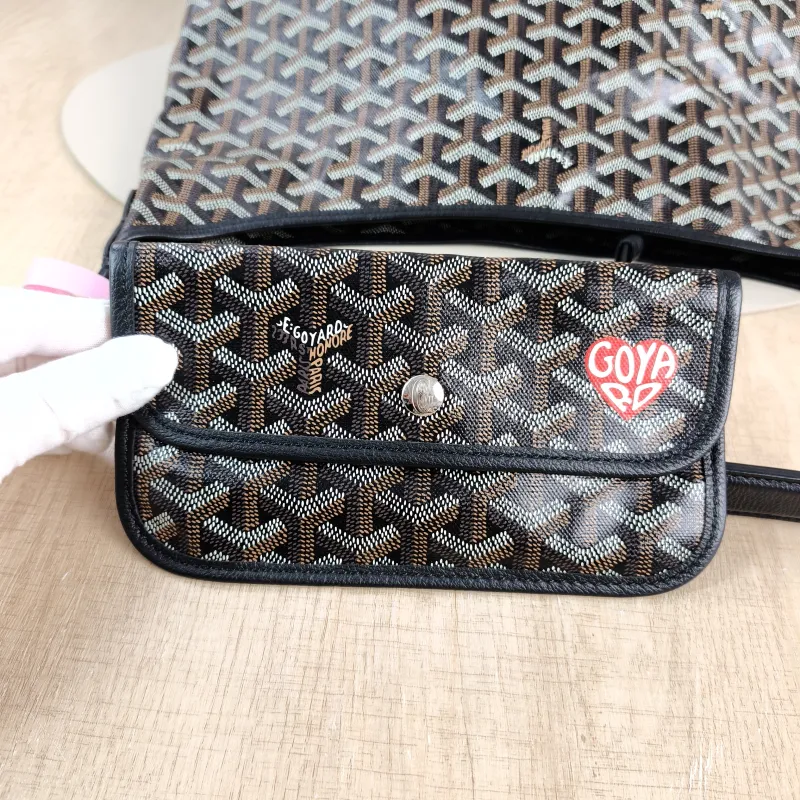 GOYARD Shoulder Bag Boheme Hobo​ Black ine Canvas Small 43 × 14 × 27 cm — detail view 6 of 14