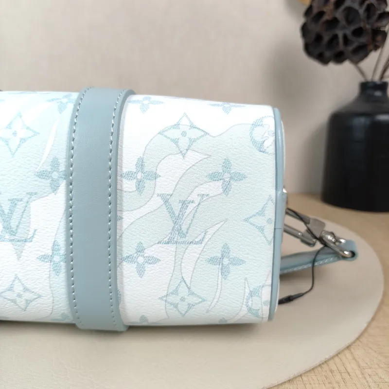 Louis Vuitton Crossbody Bag Keepall 25 Blue PVC Medium25 × 11 × 15 cm — detail view 1 of 11