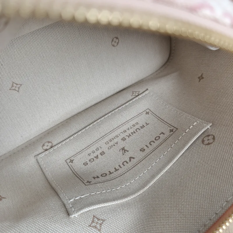Louis Vuitton Top Handle Bag Alma BB Pink BB 23.5 × 11.5 × 17.5 cm — detail view 7 of 11