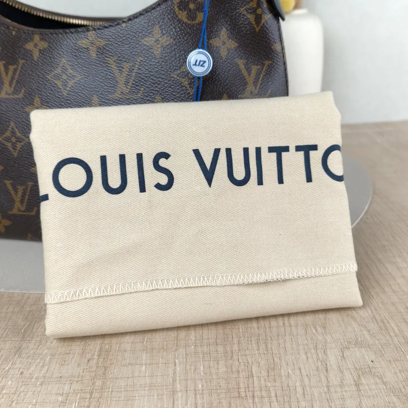 Louis Vuitton Crossbody Bag Boulogne PVC Small 26 × 9.5 × 16 cm — detail view 1 of 12