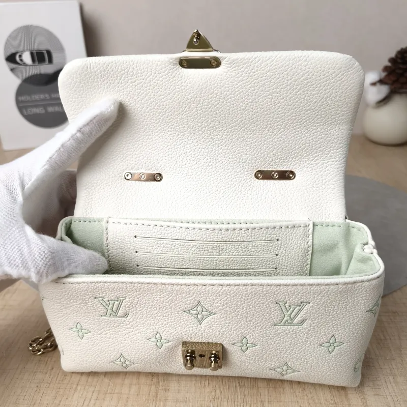 Louis Vuitton Crossbody Bag MADELEINE White · Green Calfskinnano21 × 6 × 12.5 cm — detail view 10 of 14