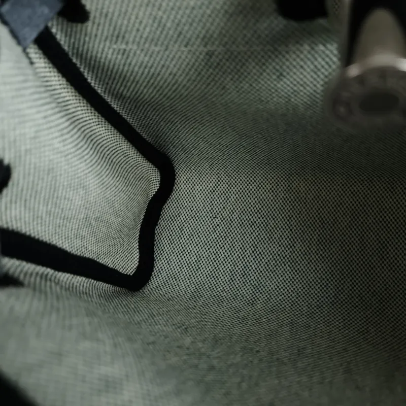 Hermès Crossbody Bag Herbag Zip 20 Beige · Green · Black Calfskin，Canvas Mini 20.5 × 7 × 16.5 cm G — detail view 8 of 10