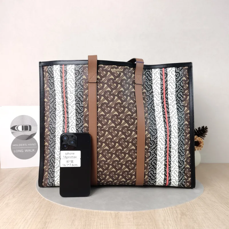 BURBERRY Top Handle Bag Tote Bag Colorblock PVC One Size43 × 15 × 34 cm — cover view 4 of 5