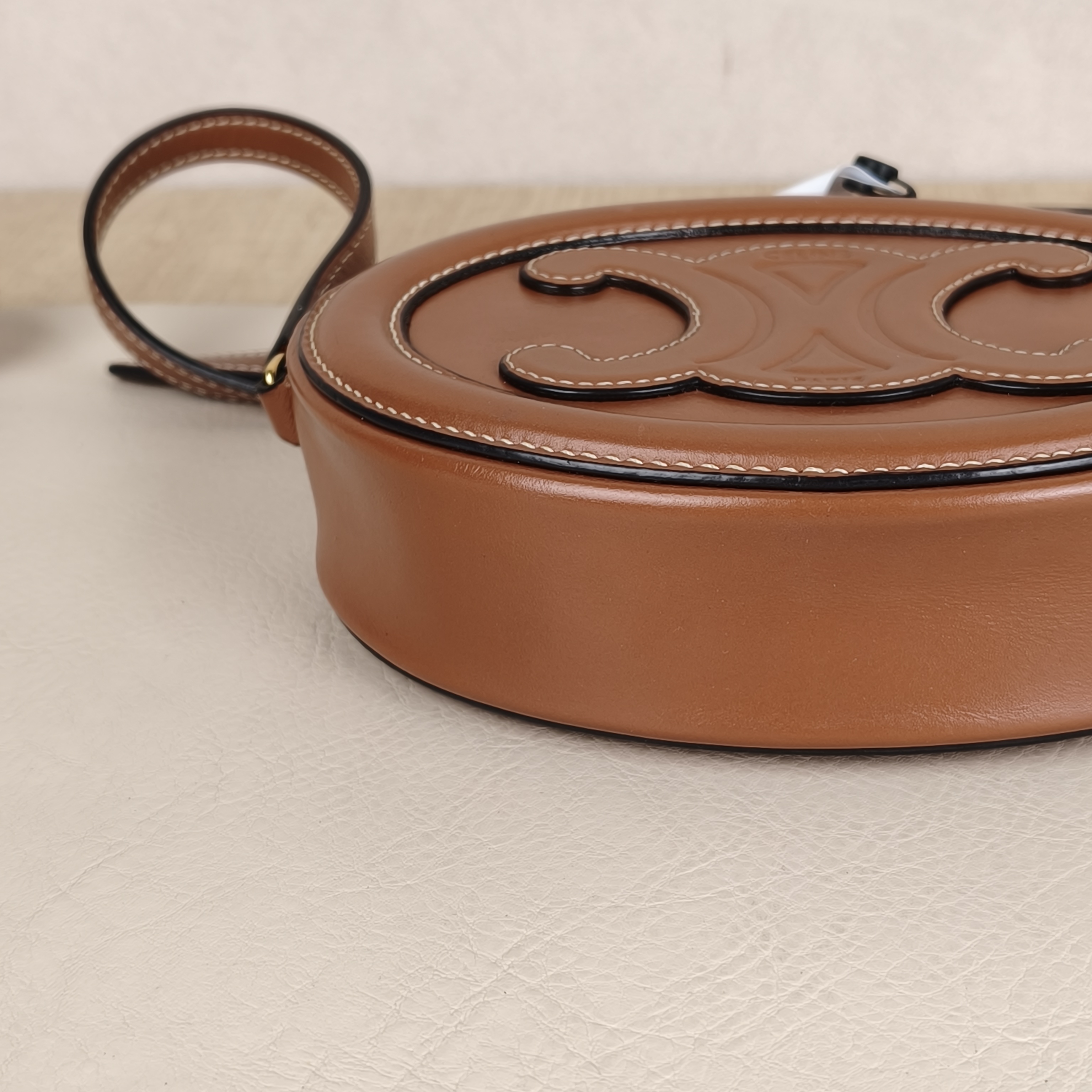 CELINE Crossbody Bag Cuir Triomphe Brown Calfskin Small16 × 4 × 12.5 cm — cover view 3 of 8