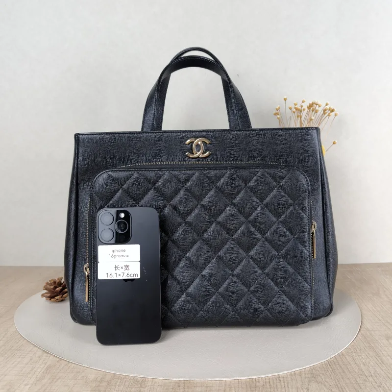 Chanel Shoulder Bag Tote Bag Black Calfskin One Size35 × 13 × 25.5 cm — cover view 5 of 5