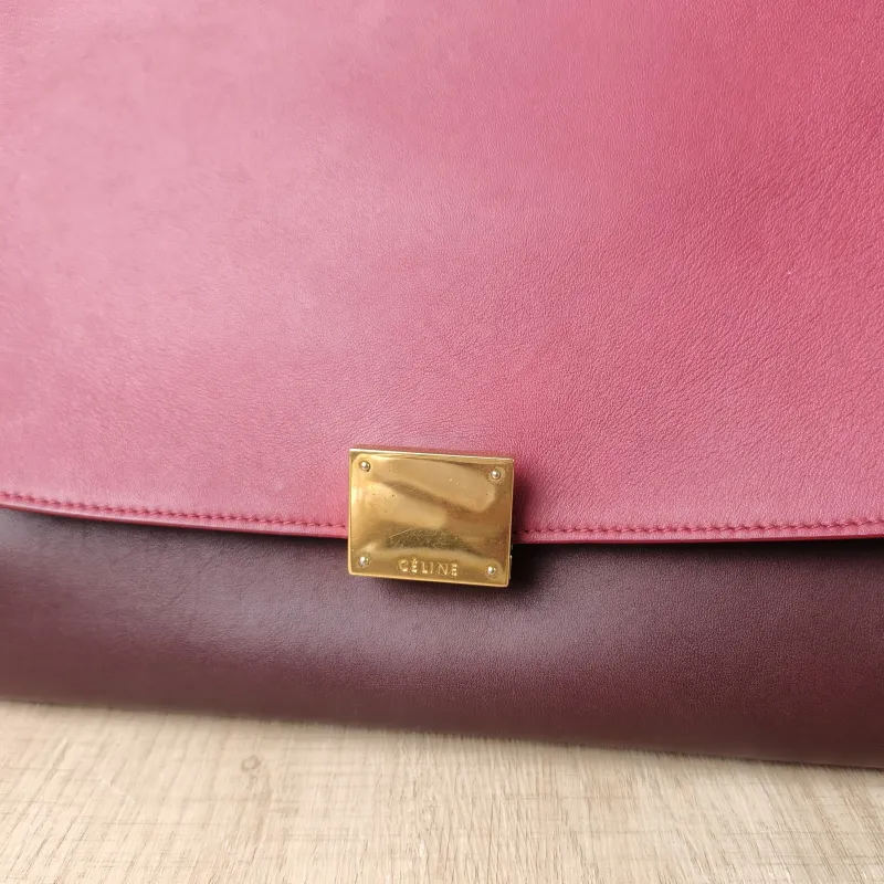 CELINE Crossbody Bag Trapeze Colorblock Calfskin Small27 × 13 × 22 cm — detail view 4 of 14