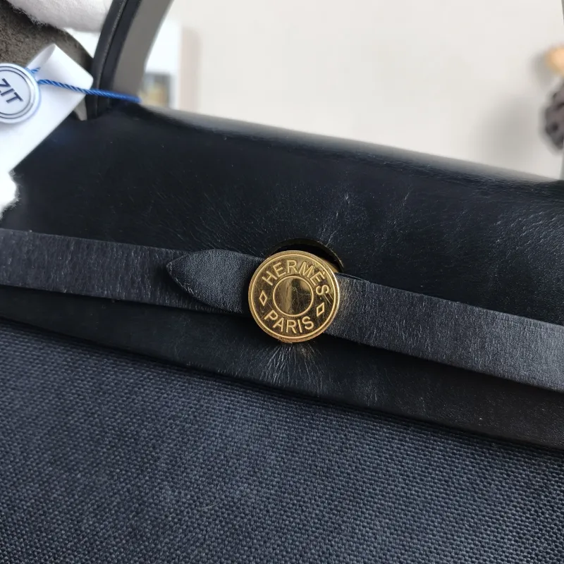 Hermès Crossbody Bag Herbag 31 Black Canvas Medium 30.5 × 11 × 25.5 cm Y — detail view 4 of 16