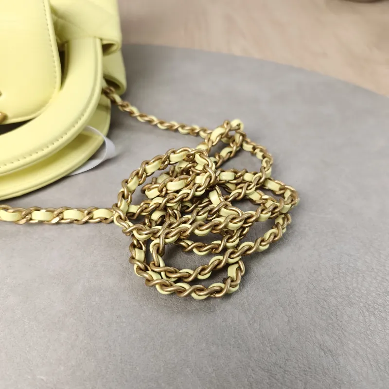 Chanel Crossbody Bag Kelly Yellow Waxed Leather Mini 19 × 7 × 13 cm — detail view 8 of 11