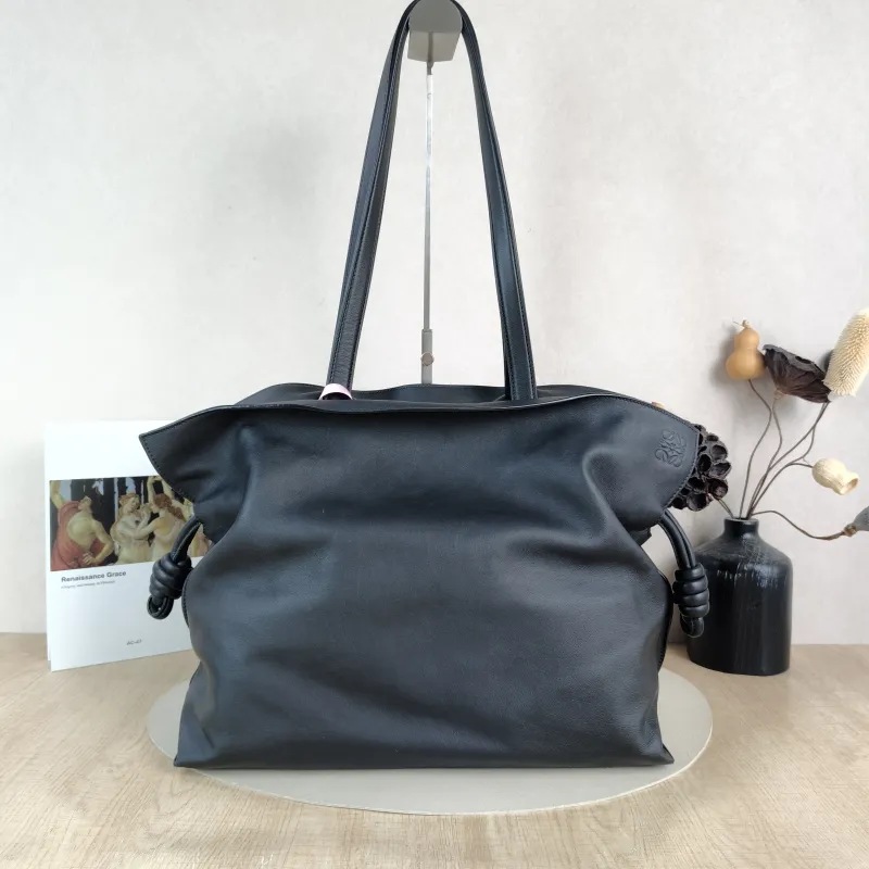 LOEWE Shoulder Bag Flamenco Black Calfskin Large 38 × 14 × 29 cm