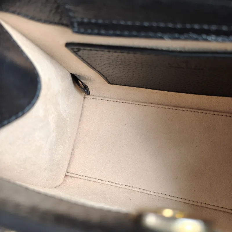 GUCCI Top Handle Bag Diana Top Handle Bag Black CC alfskin Small 20 × 10 × 16 cm — detail view 4 of 10