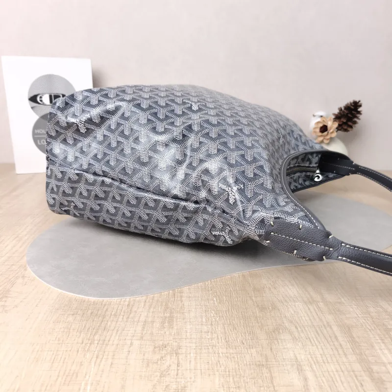 GOYARD Shoulder Bag Boheme Hobo​ Grey ine Canvas Small 43 × 14 × 27 cm — detail view 3 of 14