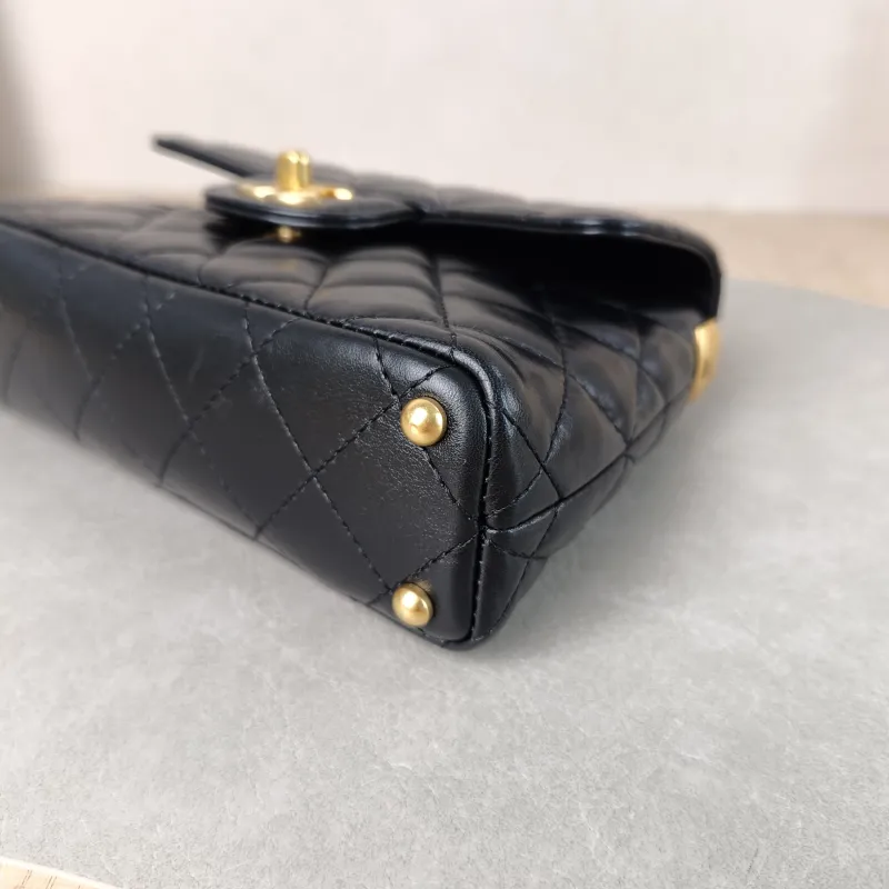 Chanel Crossbody Bag 25p Top Handle Crossbody Bag Black Lambskin Small 22 × 6 × 11.5 cm — detail view 11 of 14