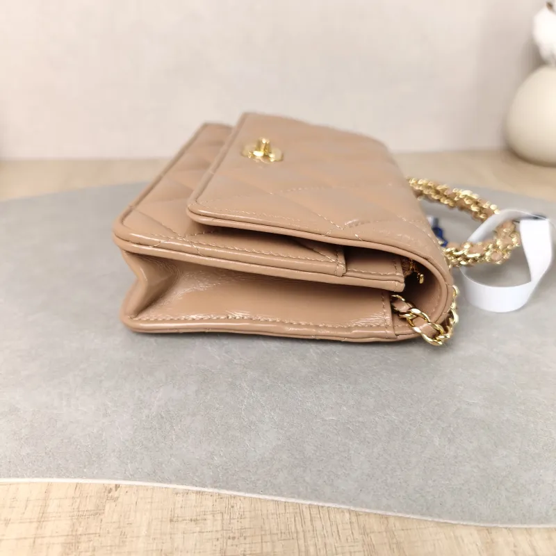 Chanel Crossbody Bag woc Brown Lambskin One Size19.2 × 3.5 × 12.3 cm — detail view 3 of 13