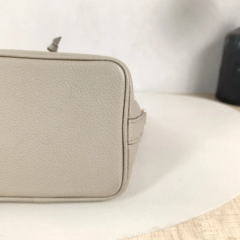 Louis Vuitton Crossbody Bag NANO NOÉ Bucket Bag Nano · White Empreinte Embossed Calfskin nano 13 × 10 × 16 cm — detail view 4 of 10