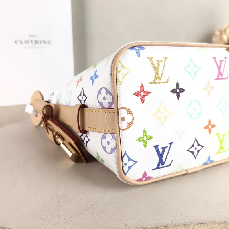 Louis Vuitton Top Handle Bag ALL IN BB Multicolore PVC BB 16 × 12 × 18 cm — detail view 1 of 11