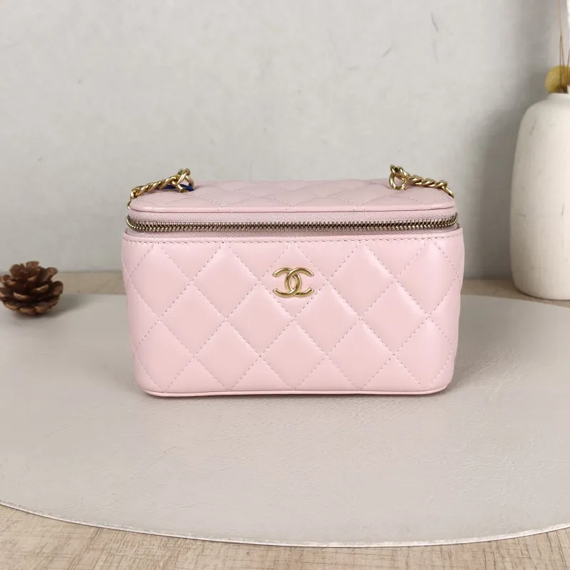 Chanel Crossbody Bag Edition Pink Lambskin 16 × 8 × 9.5 cm Microchip Edition