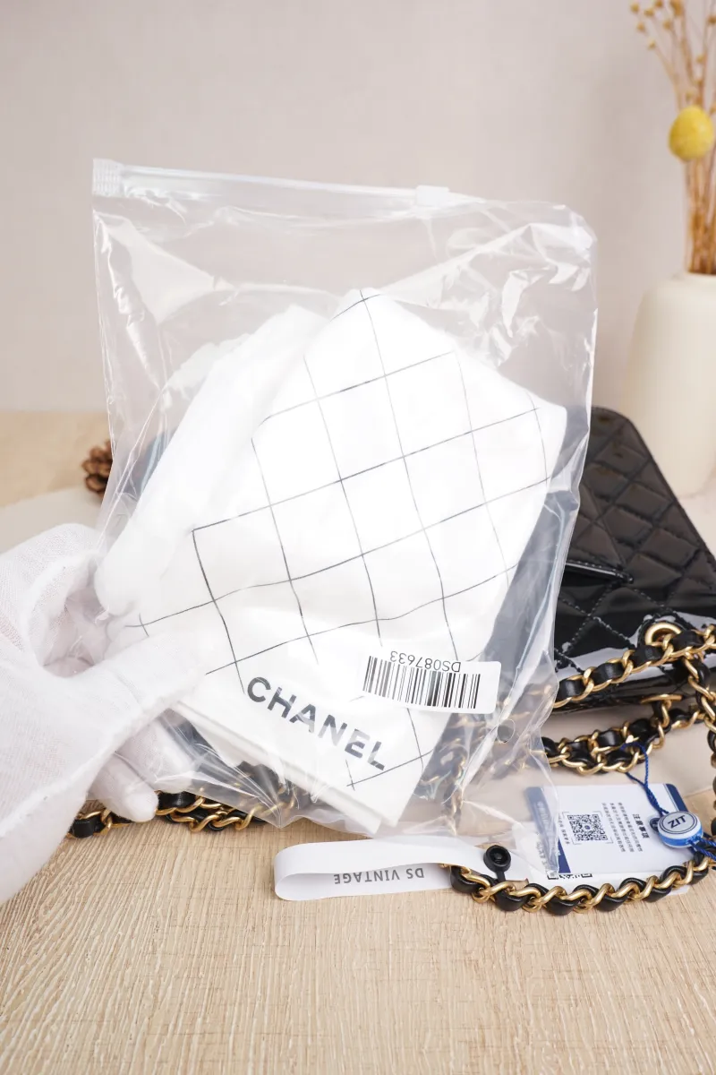 Chanel 25b Shoulder Crossbody Bag Black Patent Leather Microchip Edition · Dust Bag · 25 × 6 × 17 cm — detail view 16 of 20