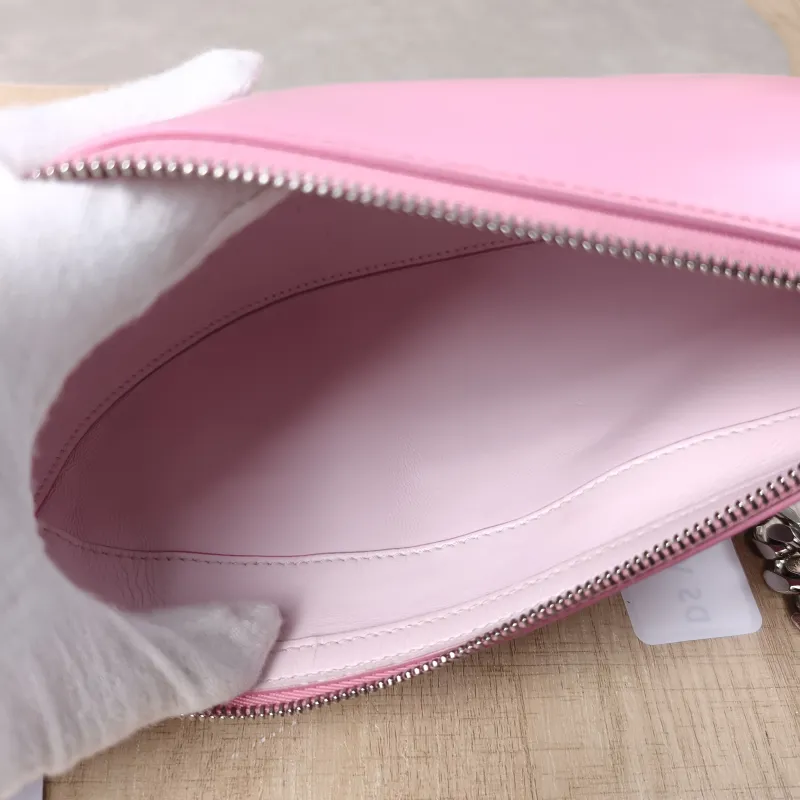 BURBERRY Shoulder Bag Shoulder Bag Pink Calfskin One Size 22.5 × 4.5 × 14 cm — detail view 4 of 11