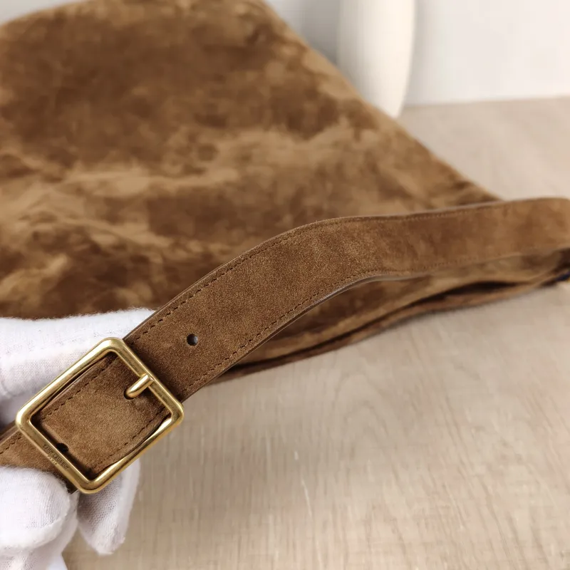 SAINT LAURENT Shoulder Bag Bucket Bag Brown Suede One Size 28 × 15 × 38 cm — detail view 2 of 9