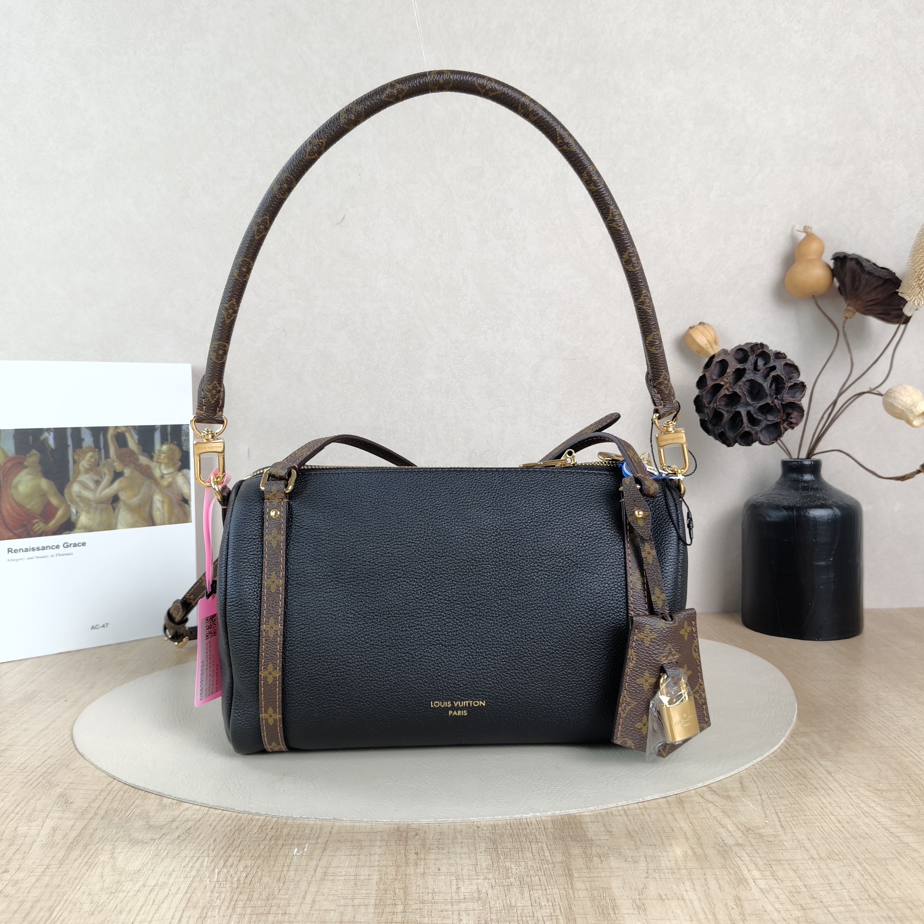 Louis Vuitton Shoulder Bag EXPRESS Shoulder Bag Black Calfskin Small26 × 13.5 × 17 cm