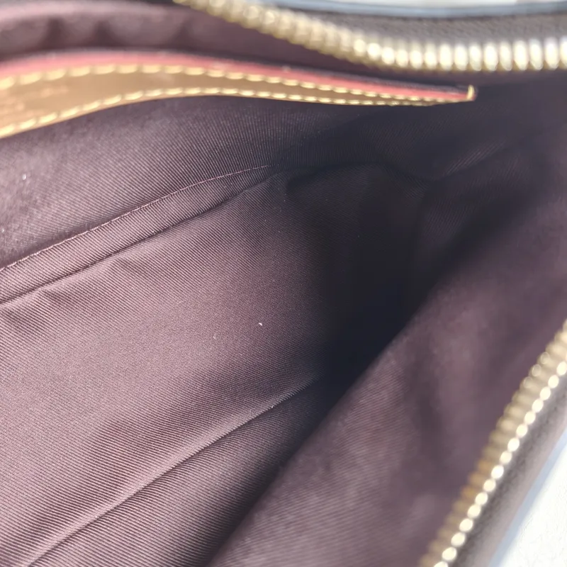 Louis Vuitton Crossbody Bag Boulogne PVC Small 26 × 9.5 × 16 cm — detail view 10 of 11