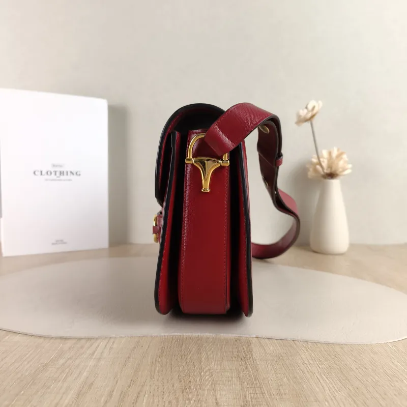 GUCCI Crossbody Bag Horsebit 1955 Horsebit Medium Monogram PVC Medium 25 × 8 × 18 cm — detail view 3 of 12