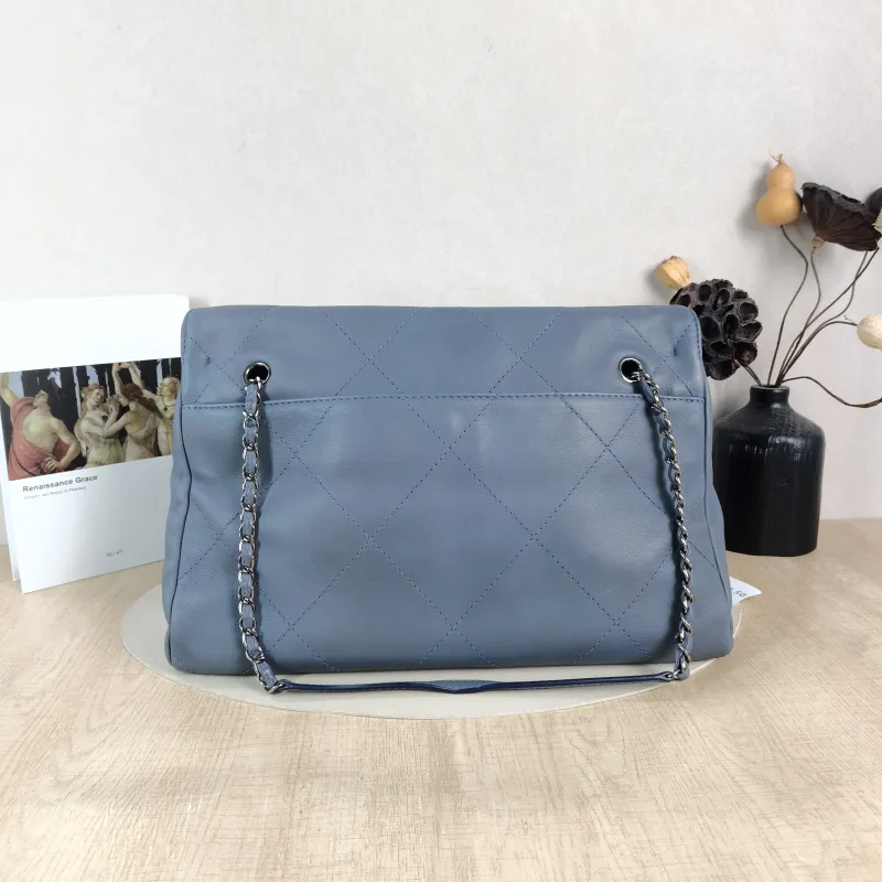 Chanel Shoulder Bag tote Grey Calfskin 38 × 15 × 25 cm 15 — cover view 4 of 5