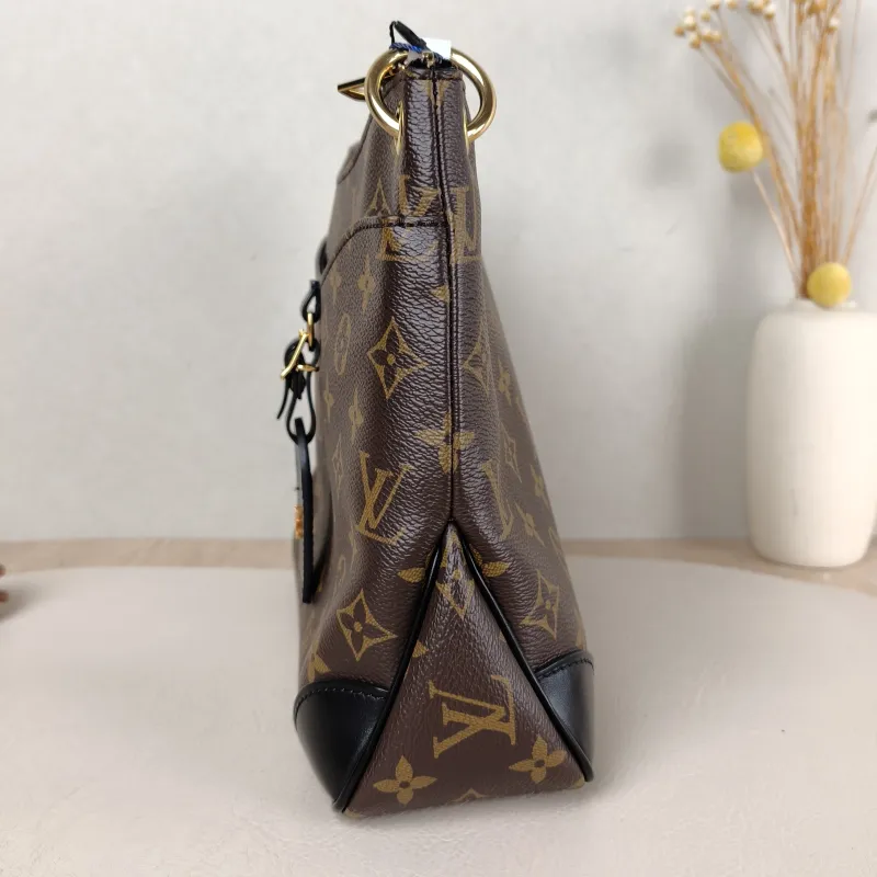 Louis Vuitton Crossbody Bag ODEON Monogram PVC Small 24 × 8 × 22 cm — detail view 7 of 12