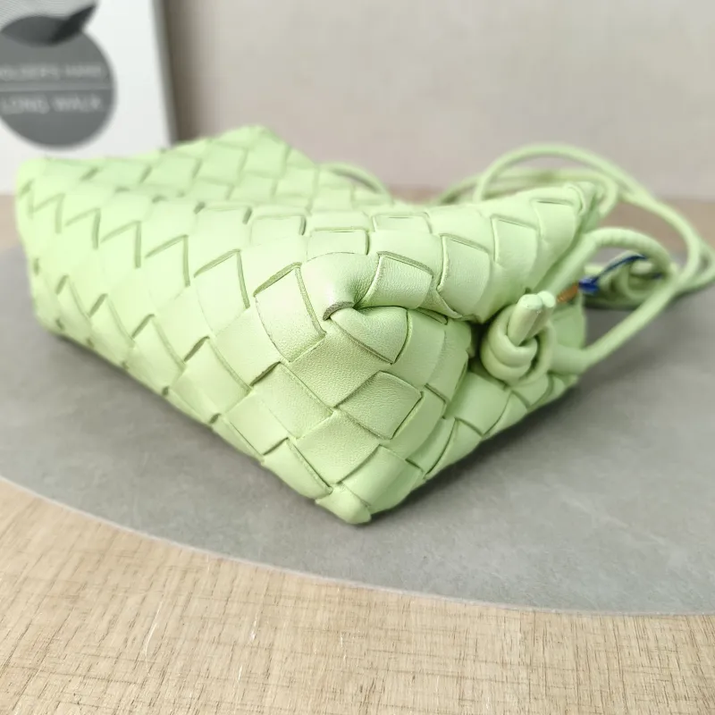 Bottega Veneta Crossbody Bag Loop Camera Bag Green Lambskinmini17 × 6 × 11 cm — detail view 14 of 16