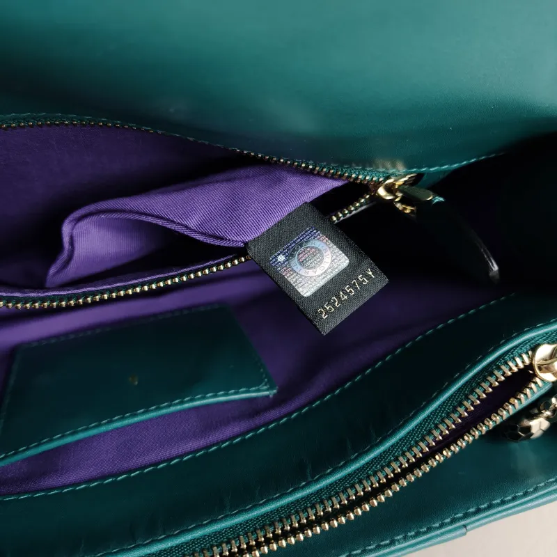 Bvlgari Crossbody Bag Serpenti Forever Collection Crossbody Bag Green Calfskin Medium 28 × 7.5 × 19 cm — detail view 8 of 12
