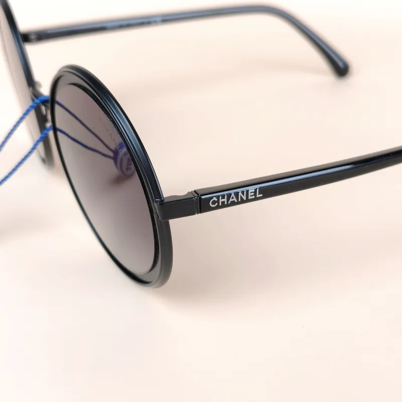 Chanel Eyewear Eyewear Black One Size — cover view 7 of 9
