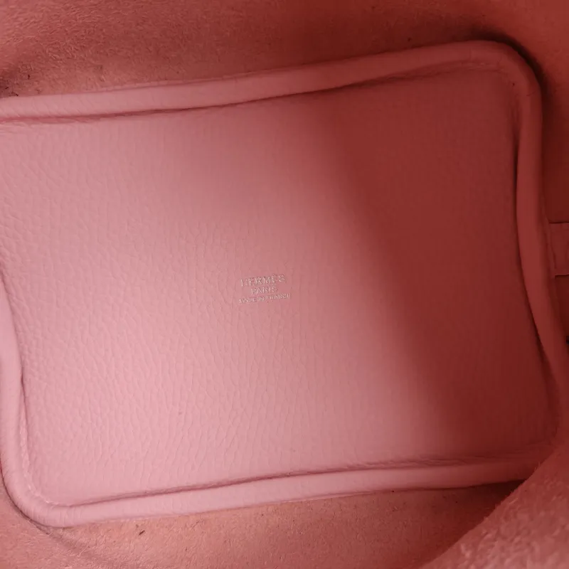 Hermès Top Handle Bag Picotin Lock 18 18 Taurillon Clemence TC Calfskin Small 18 × 13 × 18 cm K — detail view 6 of 11