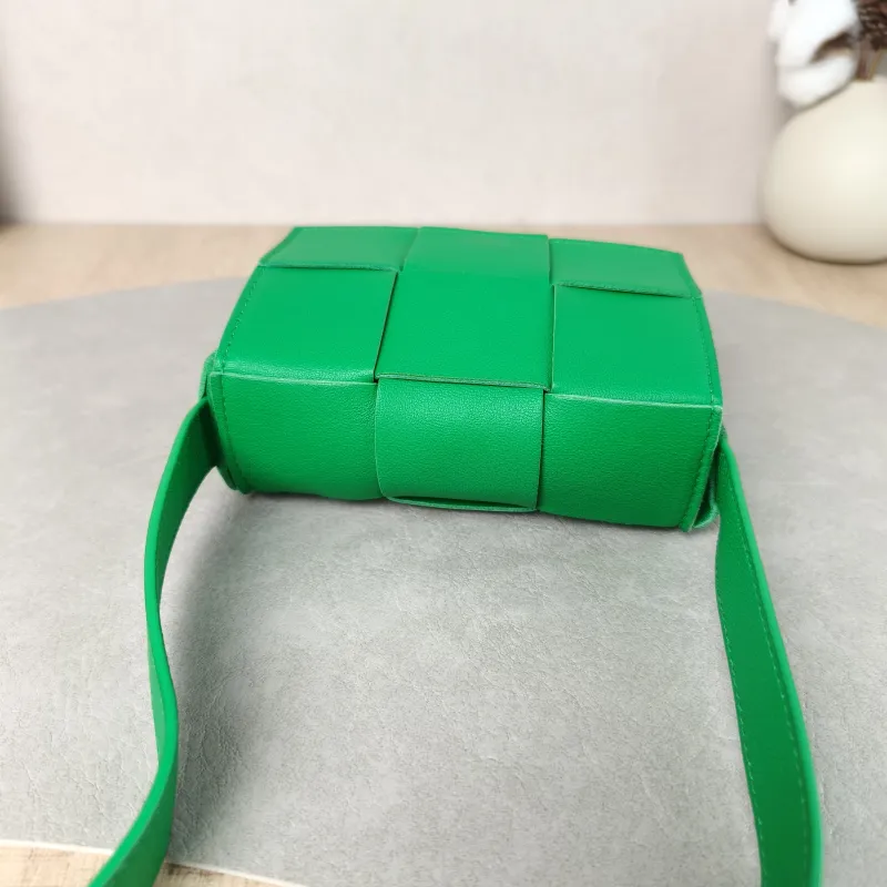 Bottega Veneta Crossbody Bag Cassette Woven Green Lambskin Mini 12 × 4 × 9 cm — detail view 9 of 10