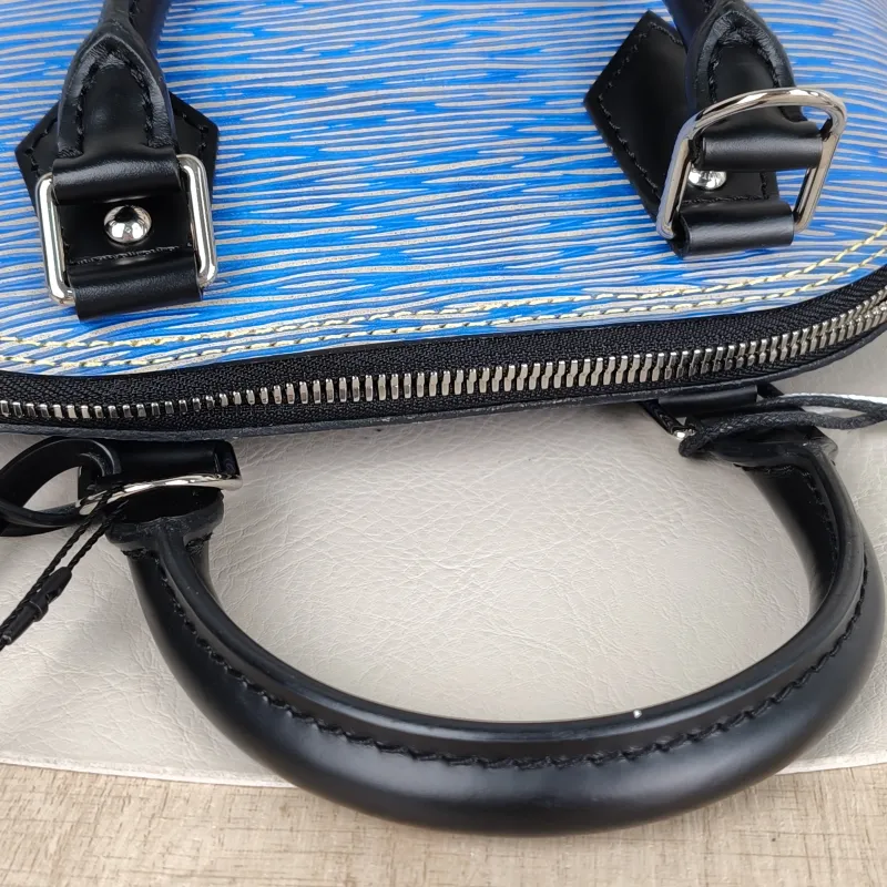 Louis Vuitton Top Handle Bag Alma BB Blue Epi Embossed Calfskin BB 23.5 × 11.5 × 17.5 cm — detail view 7 of 12