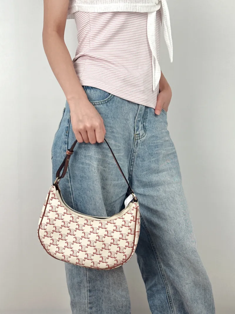 CELINE Shoulder Bag AVA Red PVC Medium23 × 6 × 13.5 cm — on-model view 2 of 3