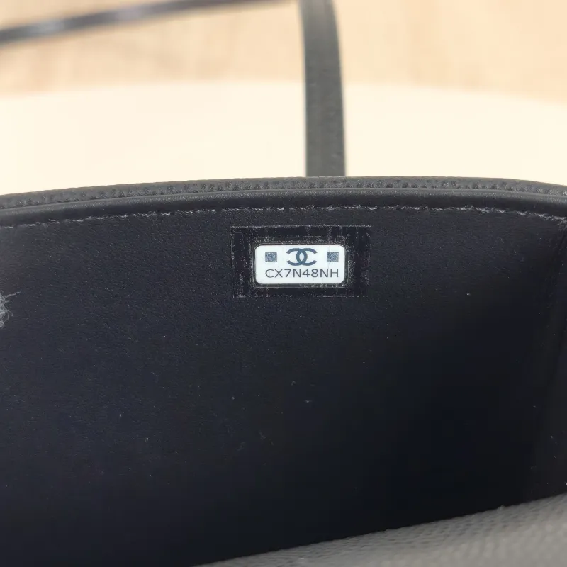 Chanel Crossbody Bag26p preppy coco Black Grained Calfskinmini17 × 5 × 11.5 cm — detail view 1 of 10
