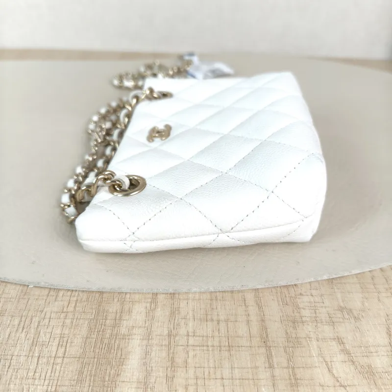 Chanel Shoulder Bag mini tote White Grained Calfskin 15 × 4 × 10 cm — detail view 5 of 10