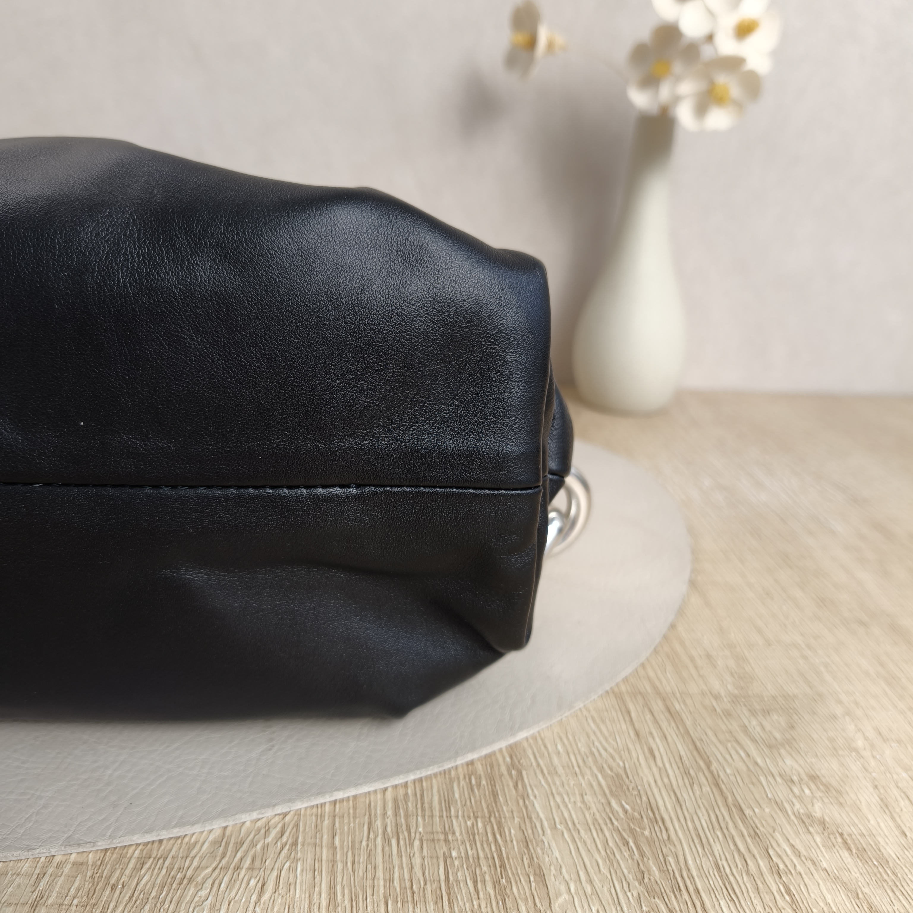 Bottega Veneta Shoulder Bag The Chain Pouch Black Calfskin One Size31 × 12 × 16 cm — cover view 6 of 11
