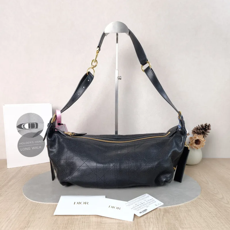 DIOR Shoulder Bag D-Journey Shoulder Bag Hobo Black Calfskin Medium 33 × 15 × 16 cm — cover view 3 of 6