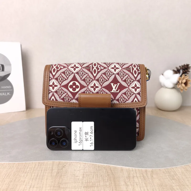 Louis Vuitton Crossbody Bag Dauphine 1854 mini20 × 9 × 15 cm — cover view 4 of 5