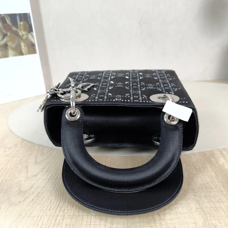 DIOR Crossbody Bag Lady Lady Dior Bag Black mini17 × 7 × 15 cm — detail view 5 of 13