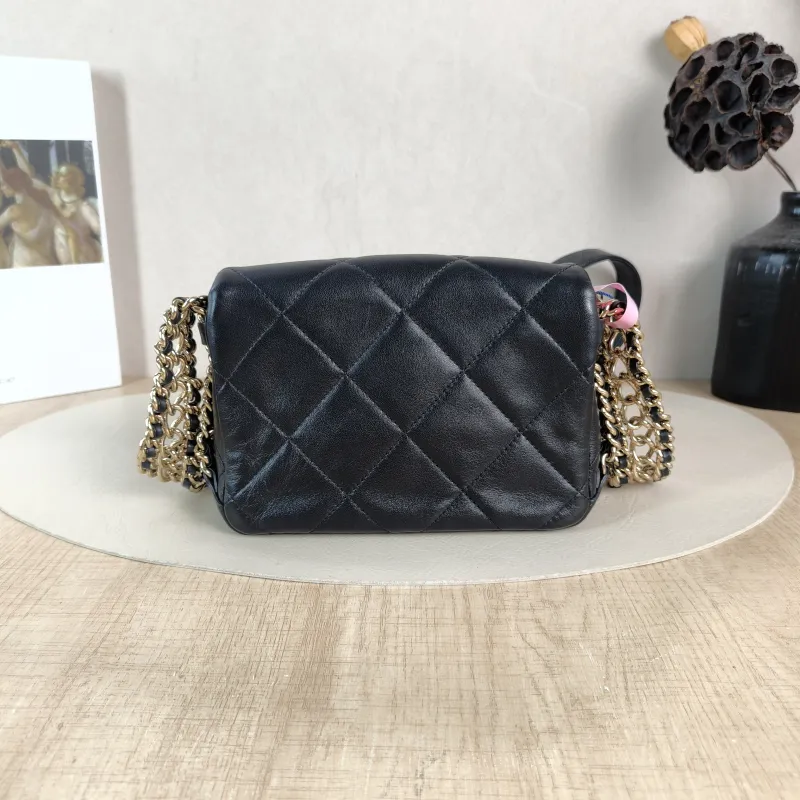 Chanel Shoulder Bag Black Lambskin One Size 17.5 × 6 × 12 cm — cover view 5 of 5