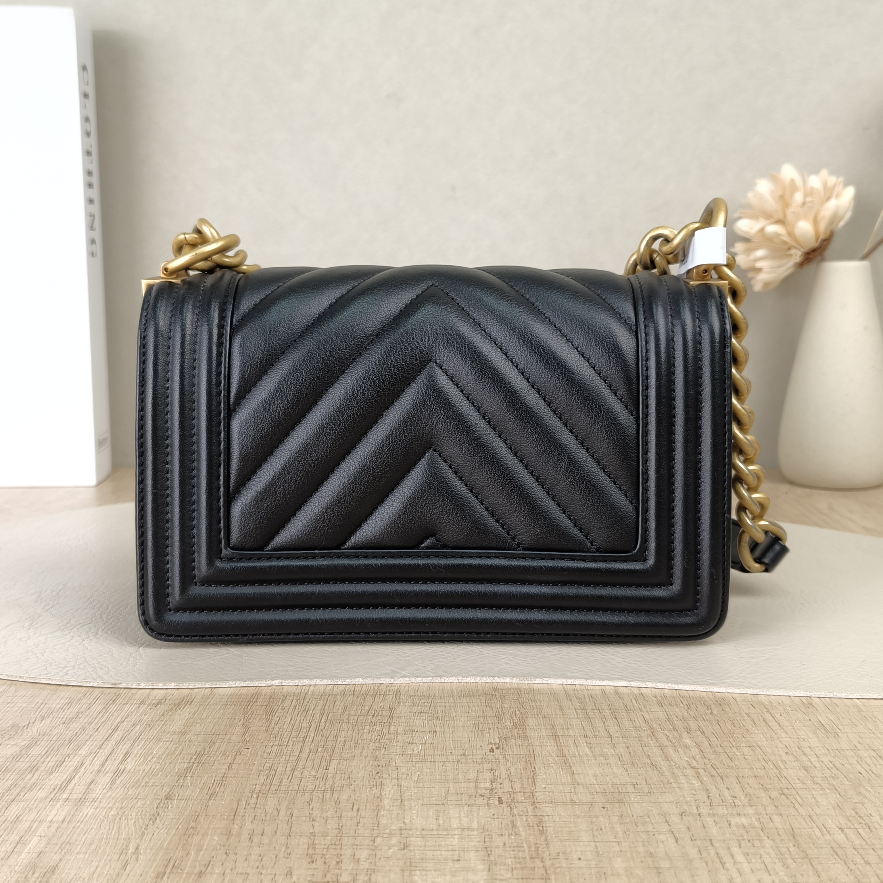 Chanel Crossbody Bagv leboy Black Calfskin Small20.5 × 8.5 × 12 cm — cover view 3 of 5