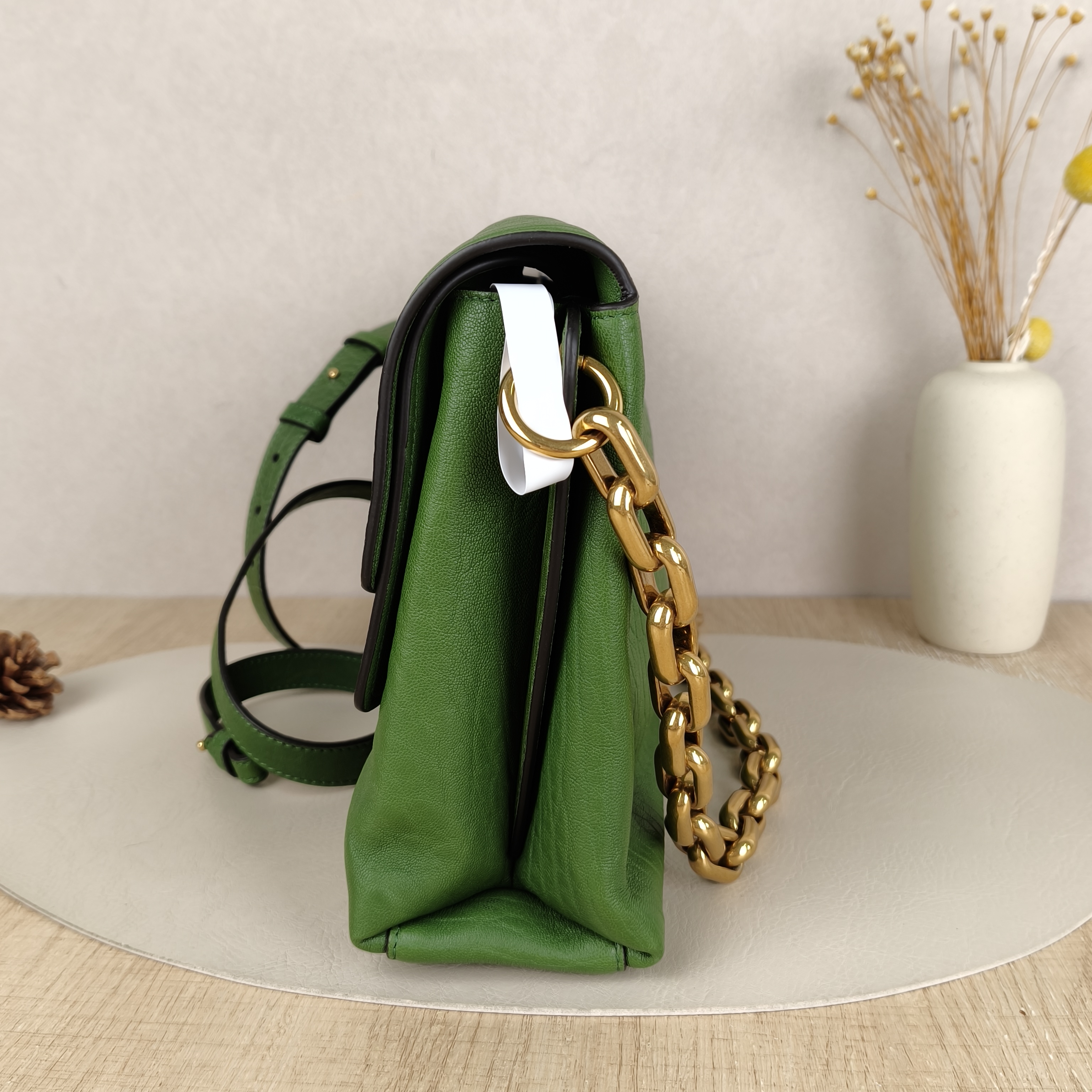GUCCI Chain Bag Green Calfskin · Shoulder Strap Dust Bag · 36 × 8 × 19 cm — cover view 5 of 9