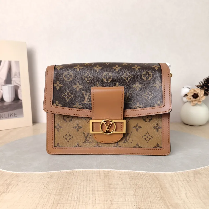 Louis Vuitton Crossbody Bag Dauphine Monogram PVC Medium 25 × 10.5 × 17 cm